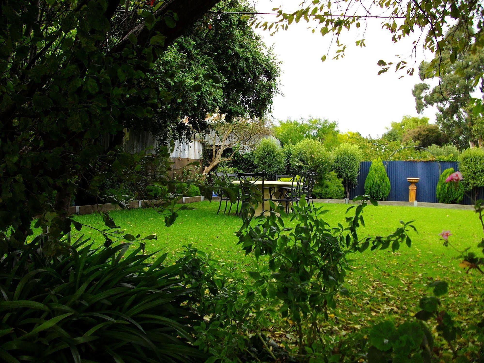 Otway Gate 3*